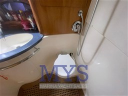 BAVARIA 38 HT (31)