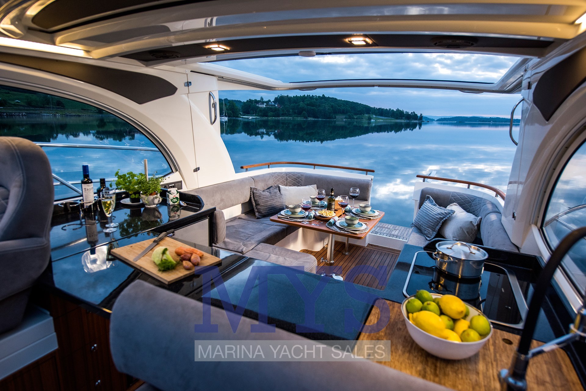 Marex 360 Cabriolet Cruiser (10)