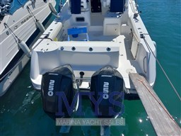 BOSTON WHALER 285 CONQUEST (1)