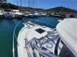 BOSTON WHALER 285 CONQUEST (31)