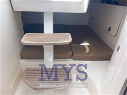 BOSTON WHALER 285 CONQUEST (12)