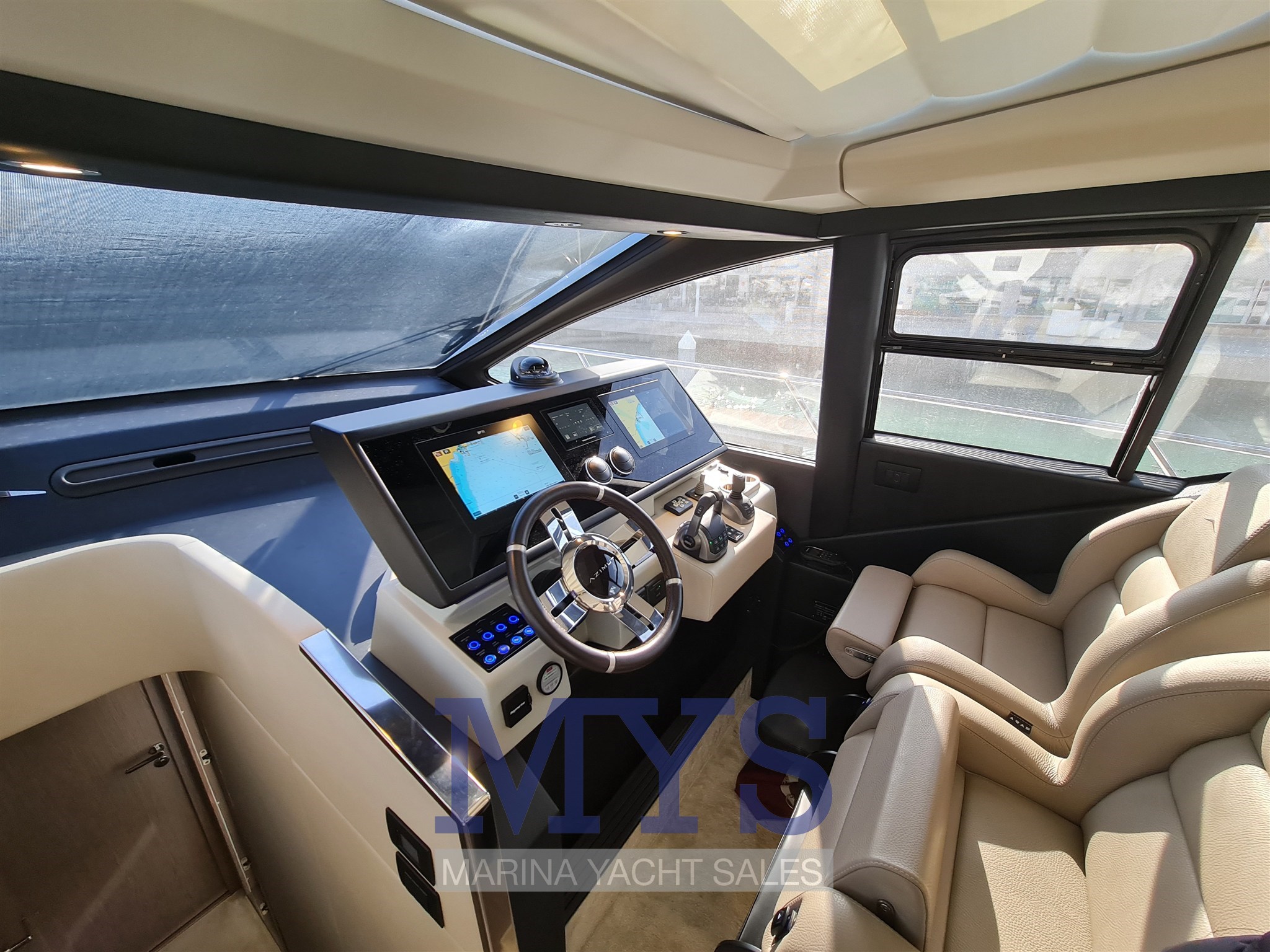 AZIMUT S6 SPORTFLY (59)