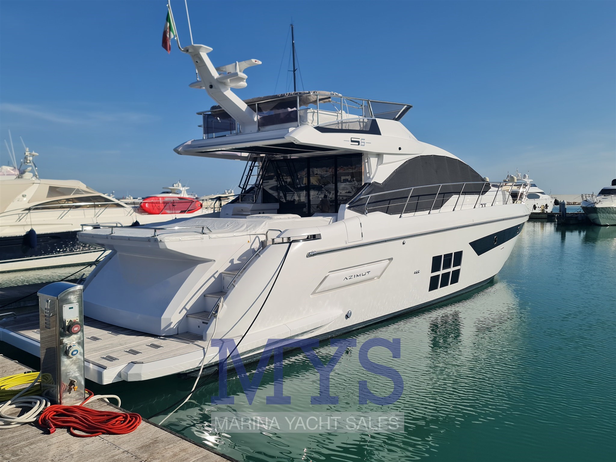 AZIMUT S6 SPORTFLY (3)