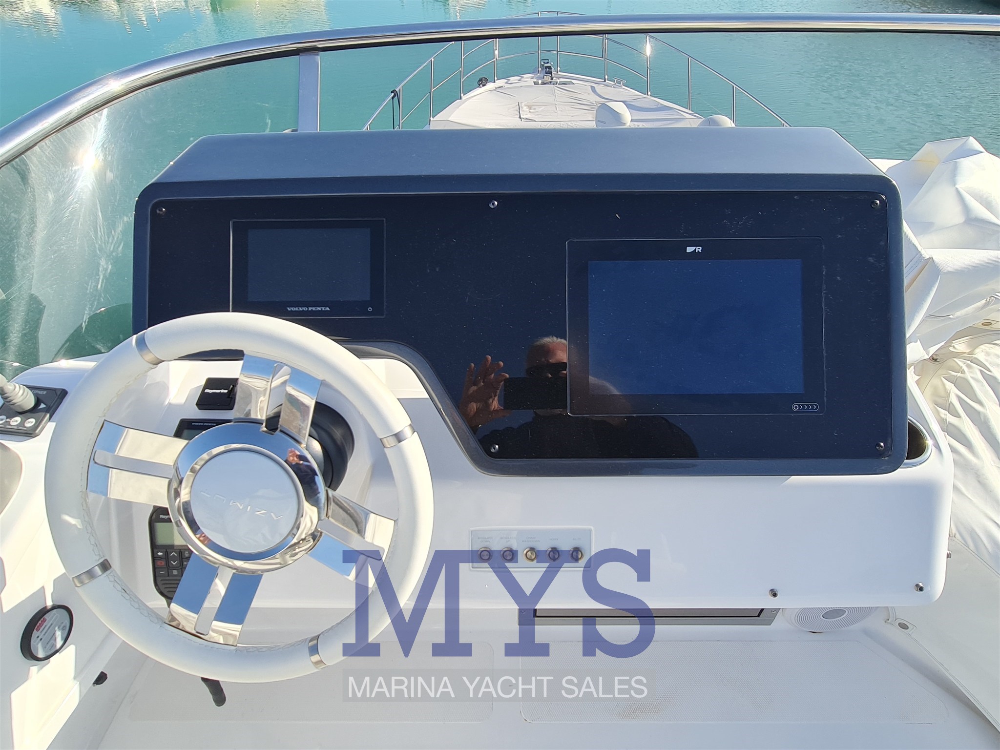 AZIMUT S6 SPORTFLY (55)