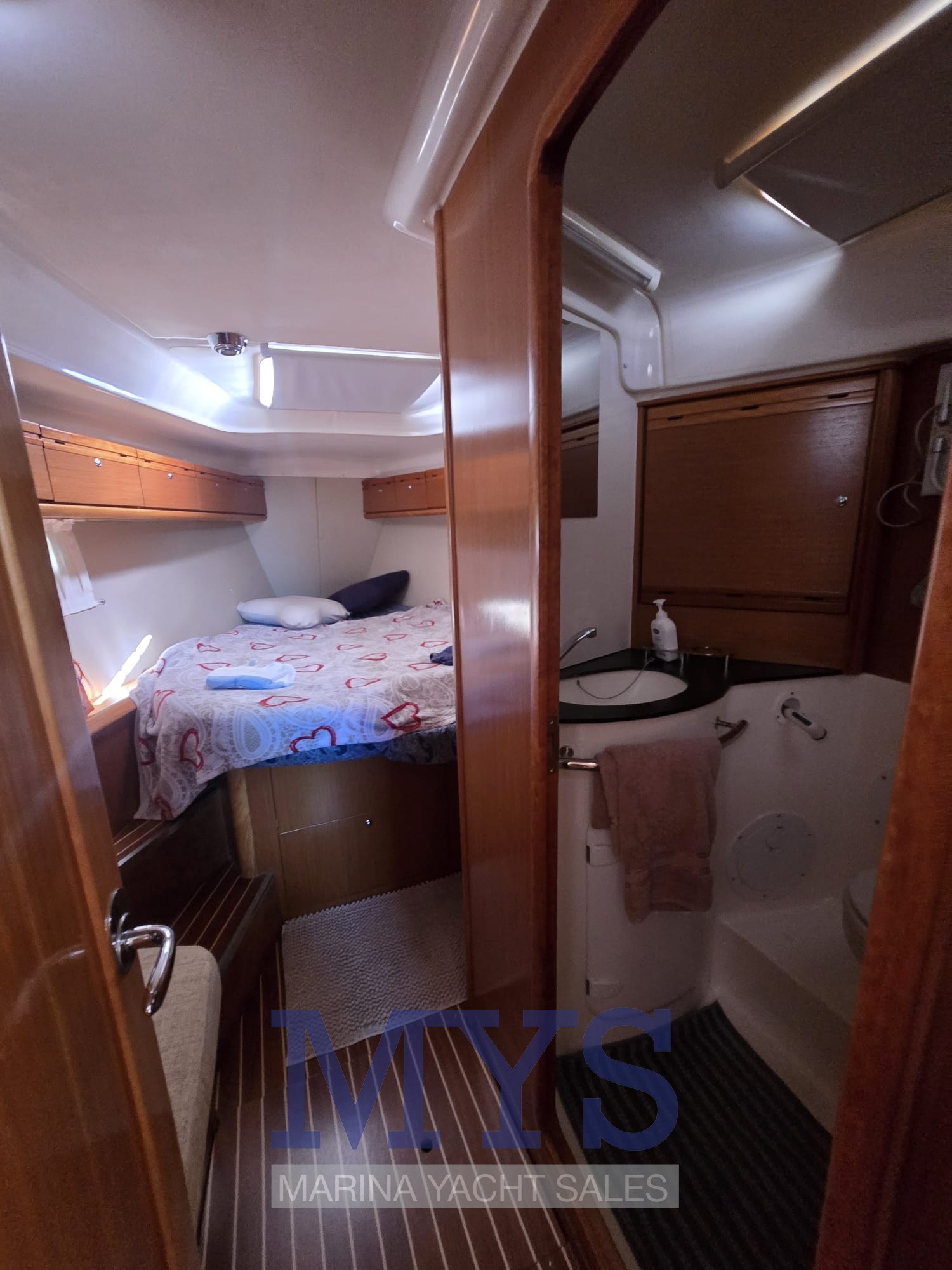 BAVARIA 40 CRUISER VELA (4)