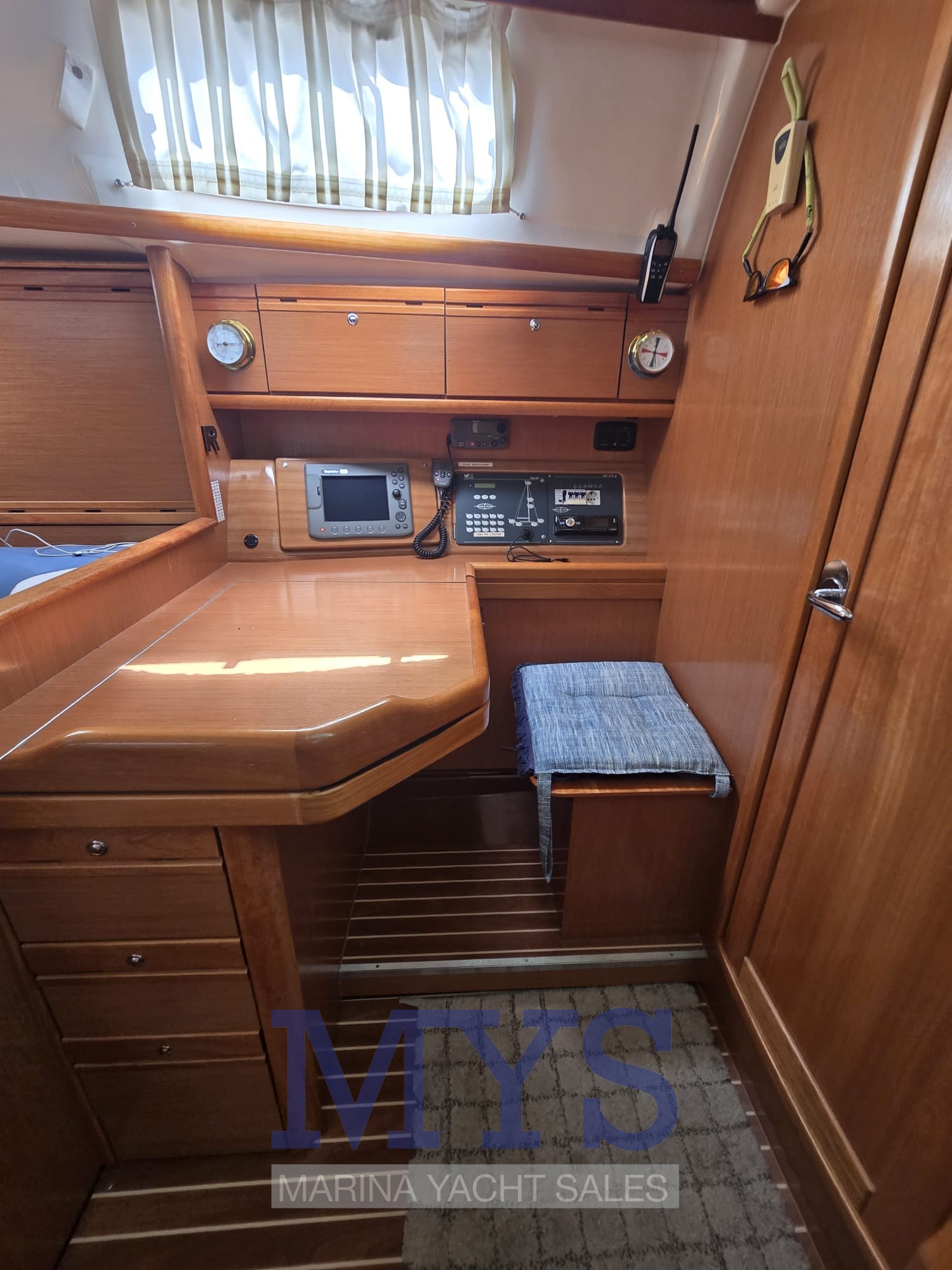 BAVARIA 40 CRUISER VELA (12)