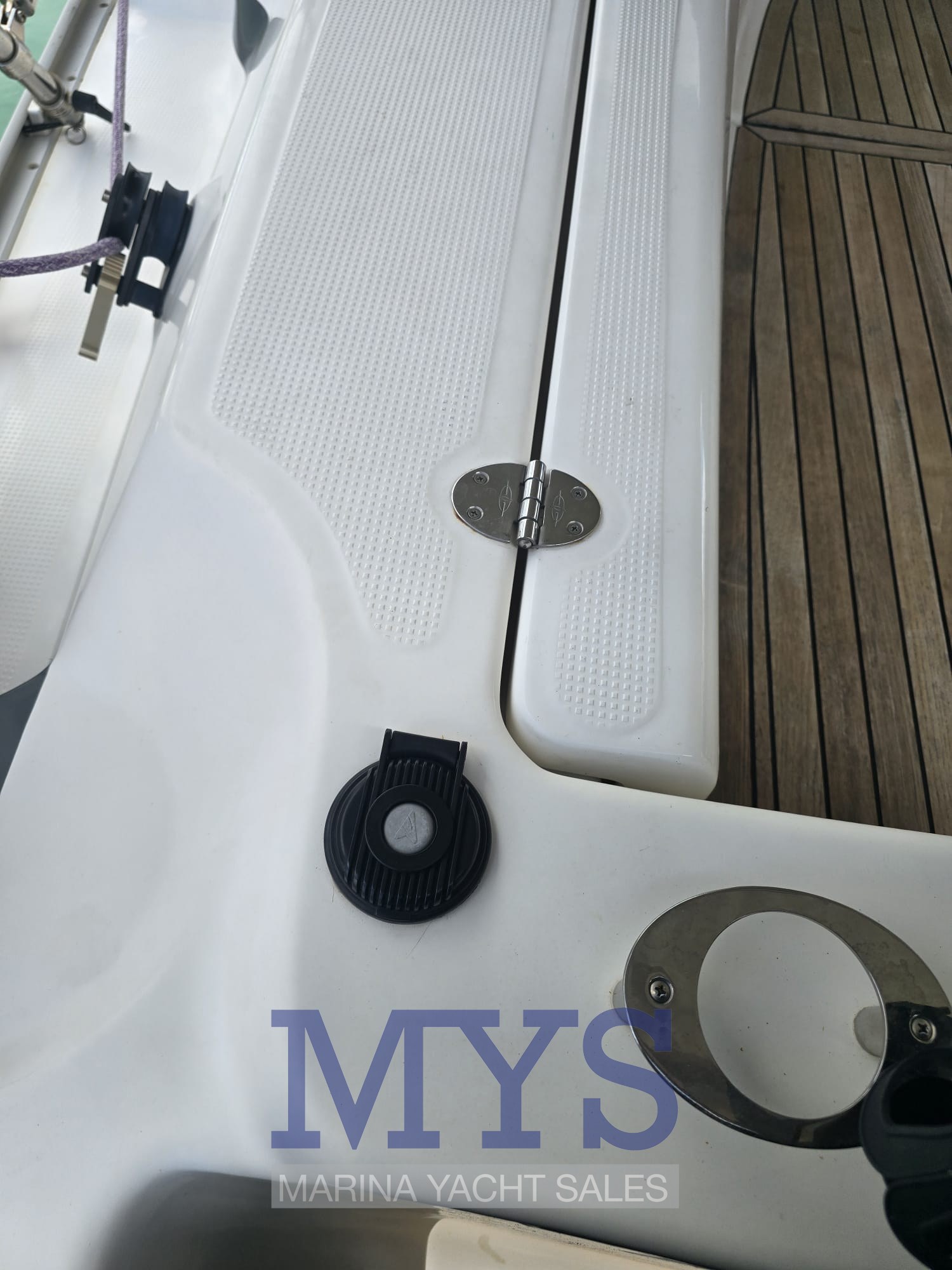 BAVARIA 40 CRUISER VELA (21)