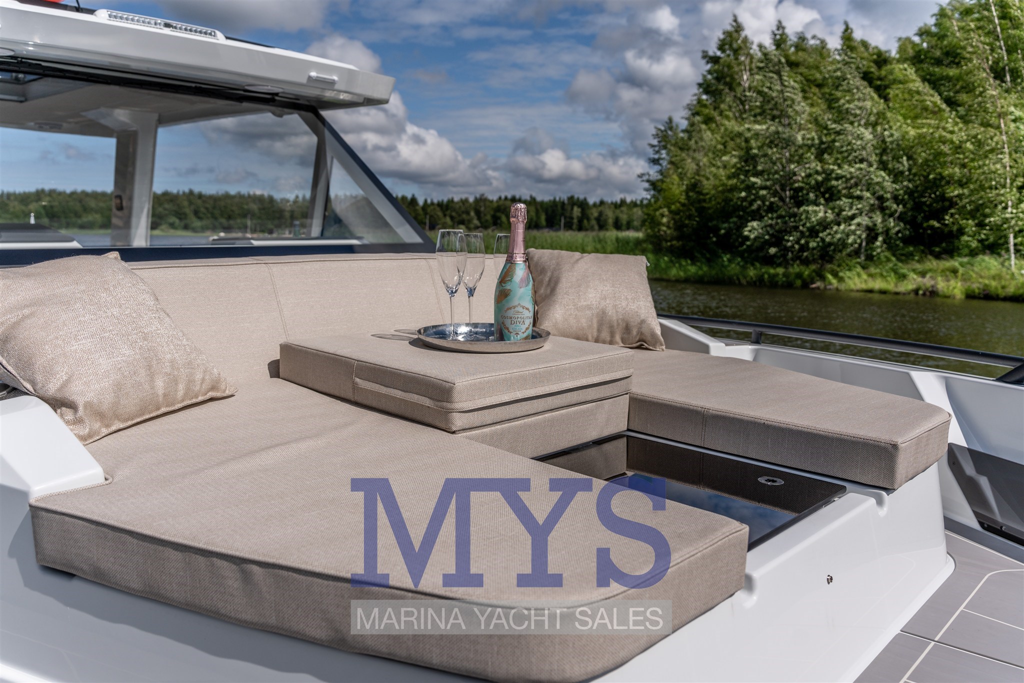 QUARKEN SPORT TOURER (18)