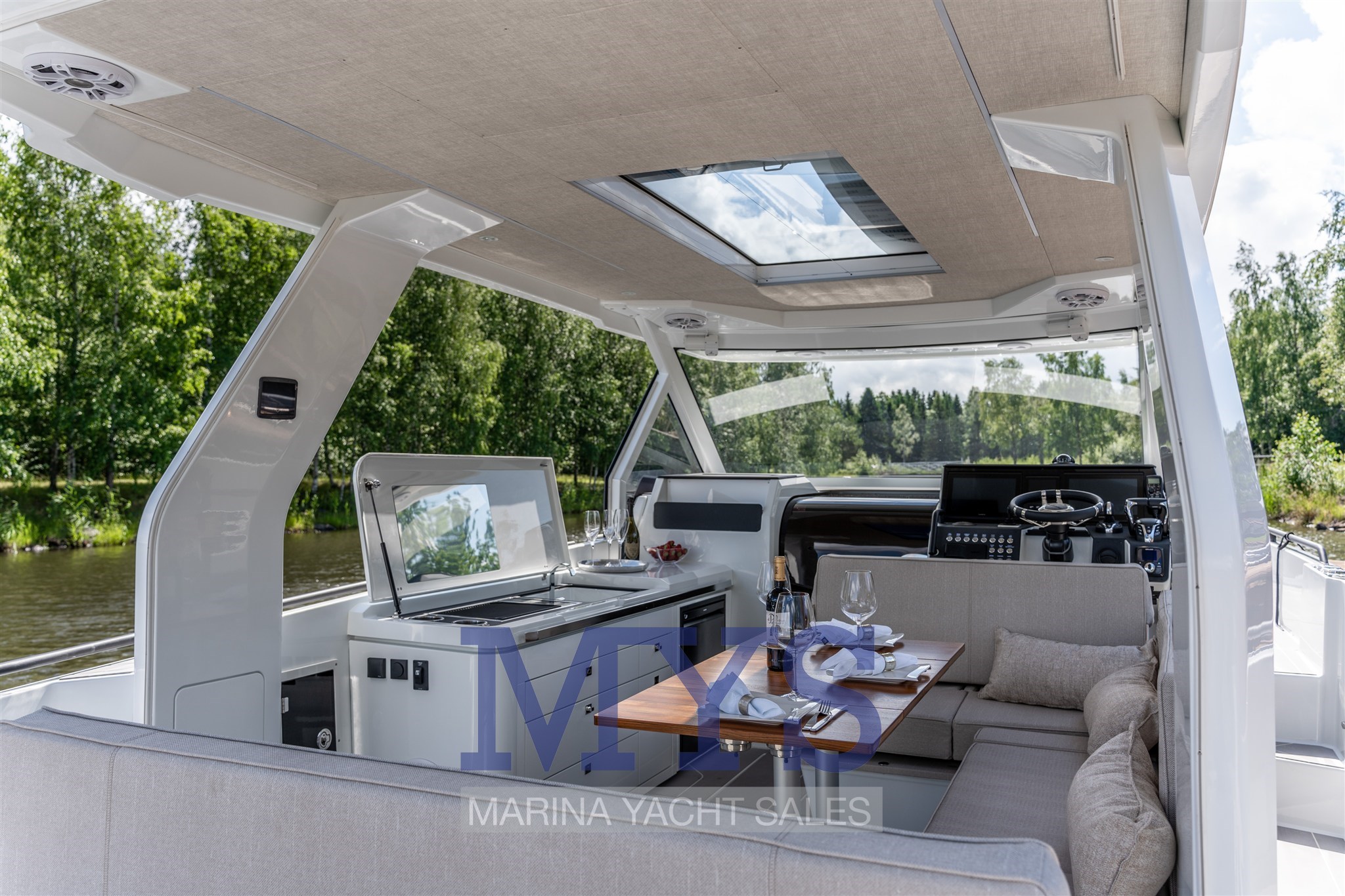 QUARKEN SPORT TOURER (21)