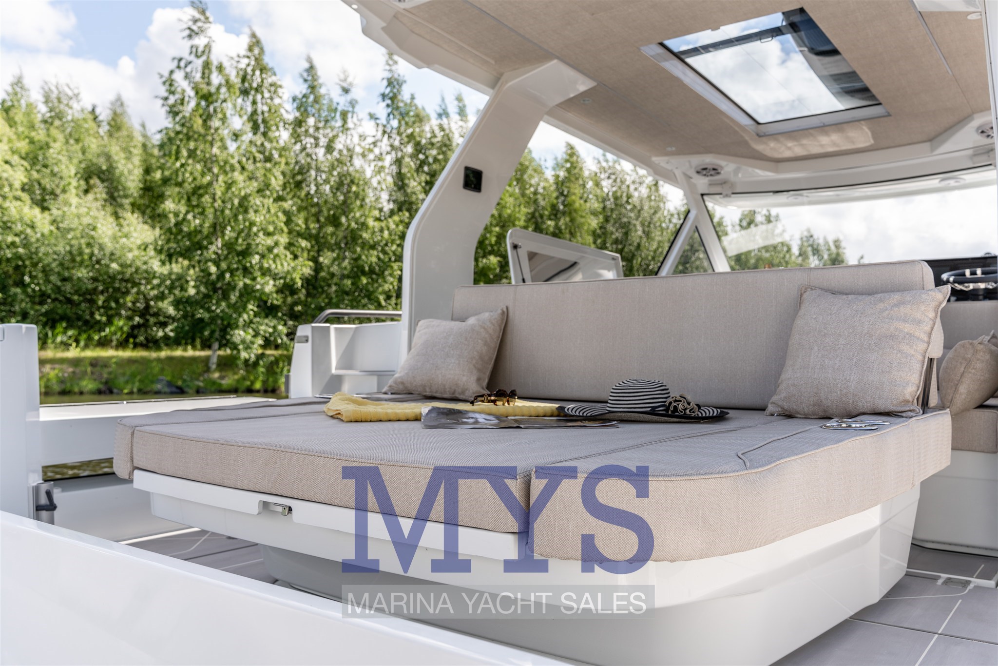 QUARKEN SPORT TOURER (22)