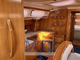 BAVARIA CRUISER 12
