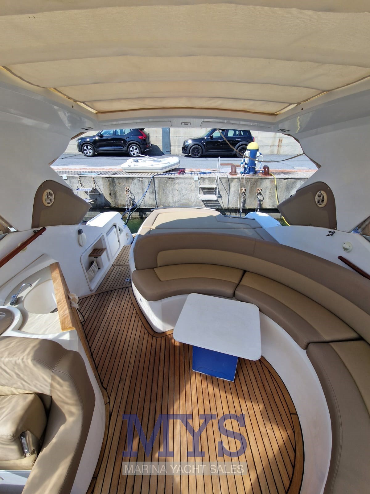 Sessa Marine C 42 HT