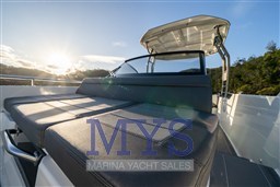 QUARKEN 27 T-TOP (22)