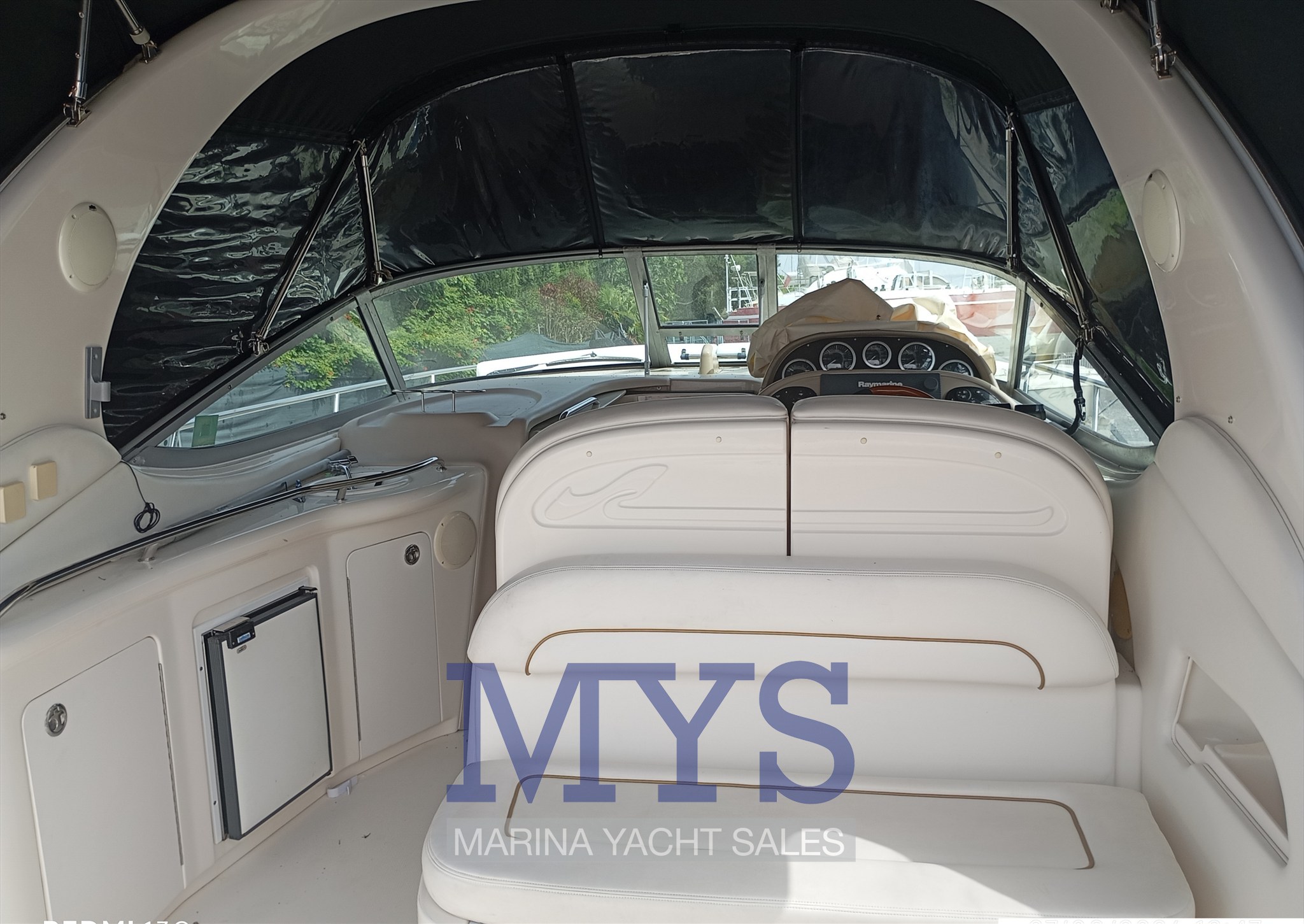 SEA RAY 300 SUNDANCER (4)