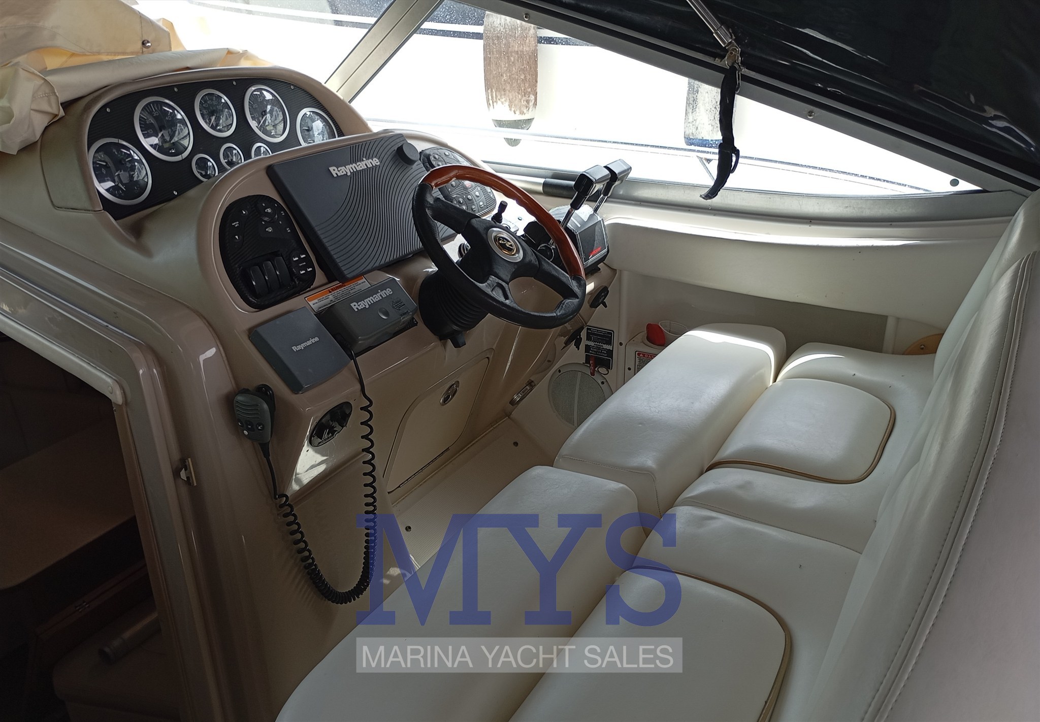 SEA RAY 300 SUNDANCER (14)