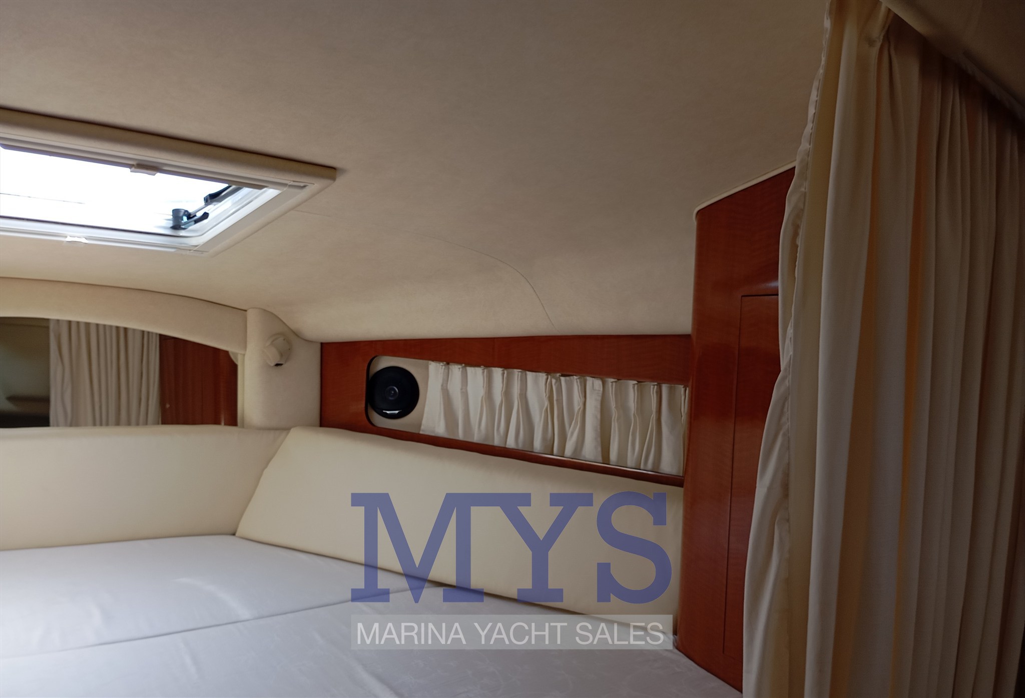 SEA RAY 300 SUNDANCER (1)