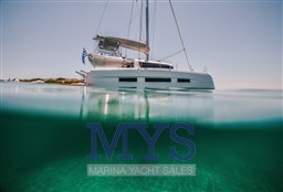 Dufour 48 Catamarans (38)