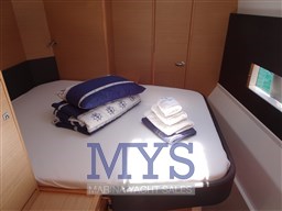 Dufour 48 Catamarans (12)