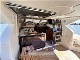 ferretti 430 pozzetto