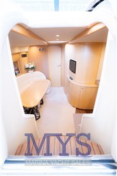 PRINCESS V48 (7)