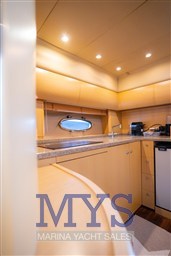 PRINCESS V48 (17)