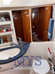 BAVARIA CRUISER 42 (4)