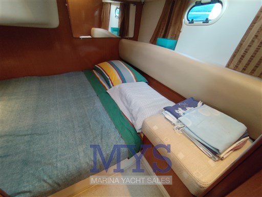 JEANNEAU PRESTIGE 34 HT (38)