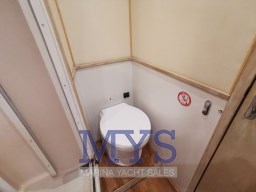 Blackfin 38 bagno.jpg