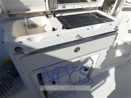 BOSTON WHALER 345 CONQUEST (10)