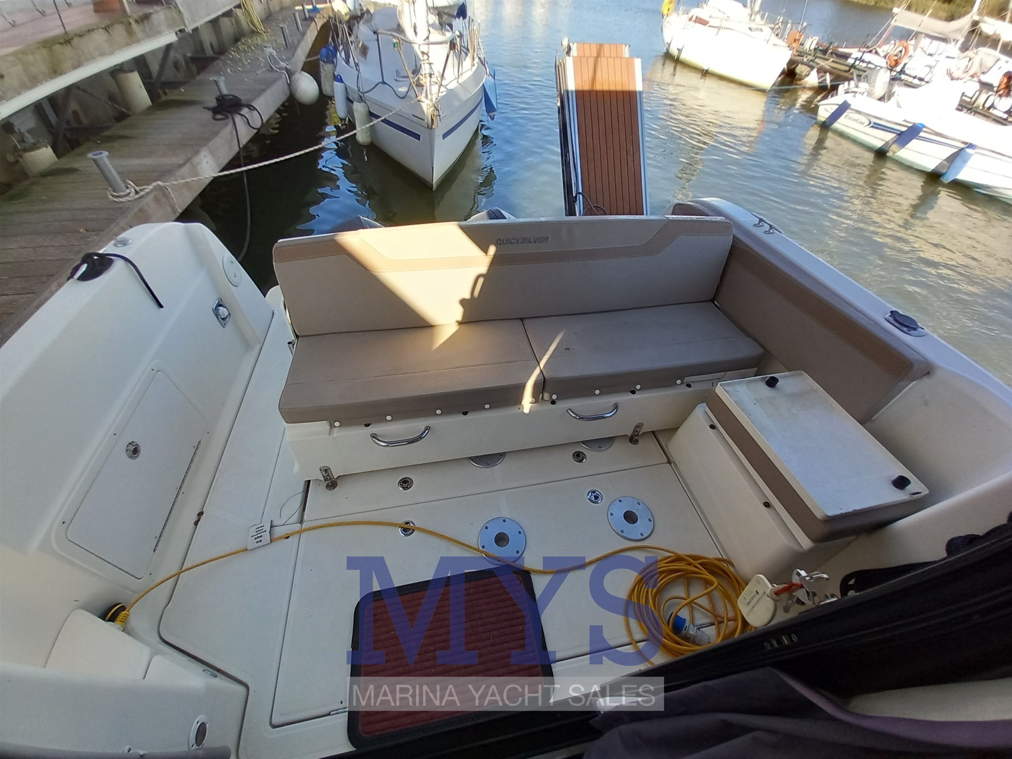 QUICKSILVER 905 WEEKEND (27)