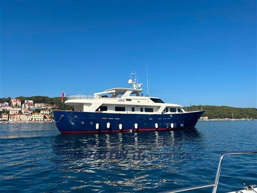 Benetti Sail Division 105