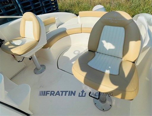 PHOTO-2025-11-21-11-44-44 3.jpg