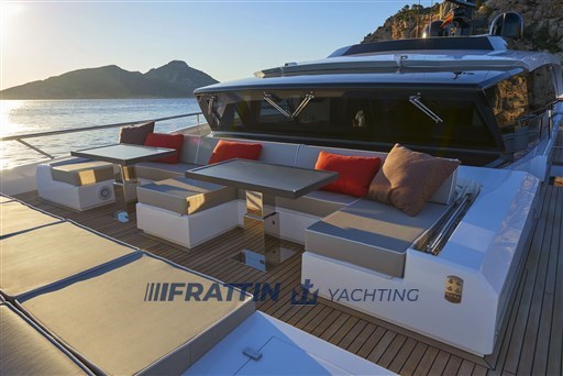 astondoa-yates copia 2.jpg