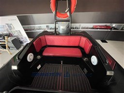 946b4beb-0e81-4921-945f-211094f07ff8