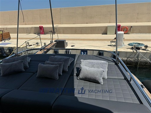 boat_7_5.jpg