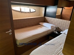 boat_7_15.jpg