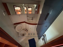 BENETEAU OCEANIS 43 2008 RYB (8)