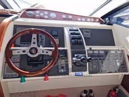 FAIRLINE PHATNOM 50 2005 RYB  (39)