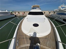 AZIMUT 68 E 2010 RYB (15)