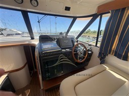 FAETON MORAGA 11.80 2005 RYB (9)