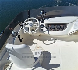 AZIMUT 39 1999 RYB (5)