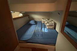 AIRON MARINE 4300 T- TOP 2007 RYB (11)