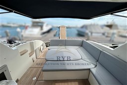 AIRON MARINE 4300 T- TOP 2007 RYB (4)