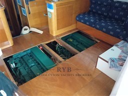 PIANTONI HARMONY 42 FLY 1989 RYB (4)