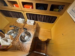 COMAR IPERION 37 1984 RYB (8)