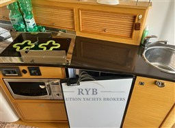 SESSA DORADO 36 2009 RYB (19)