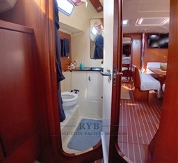 DUFOUR 425 GL 2007 RYB  (5)