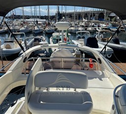 CRANCHI 40 FLY 2005 RYB (7)