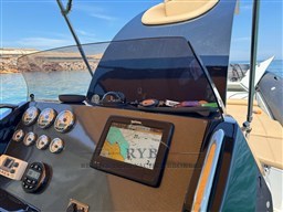 STINGHER 32 GT 2019 RYB (30)