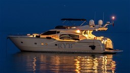 FERRETTI ALTURA 690 2007 RYB